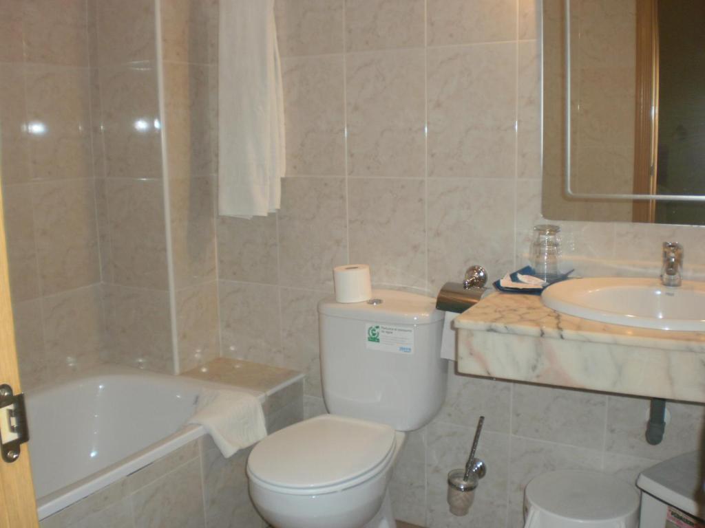 Hotel Dora Plasencia Cameră foto